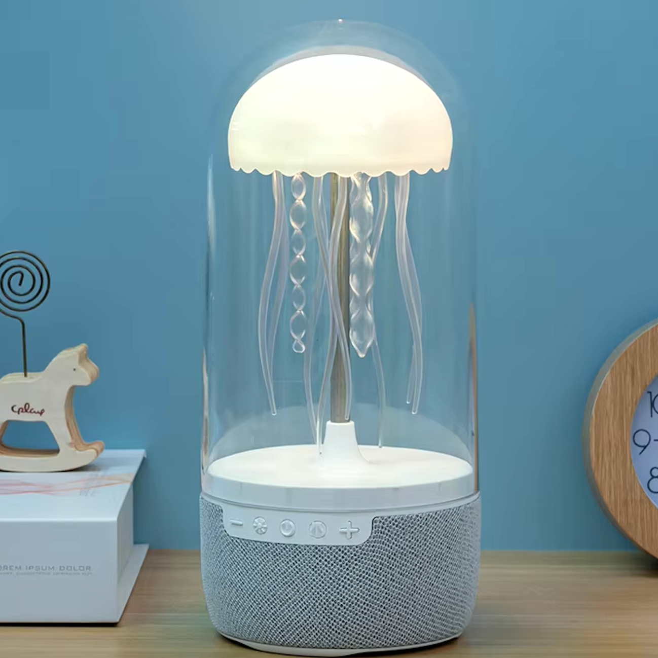 מנורת LED מסתובבת עם רמקול מובנה